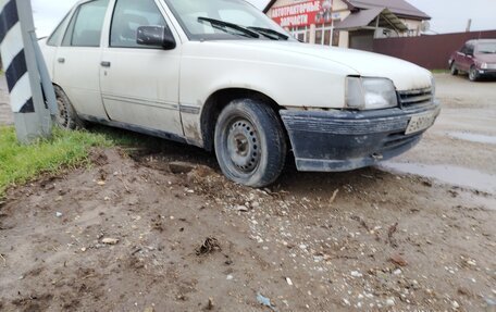 Opel Kadett E рестайлинг, 1987 год, 55 000 рублей, 9 фотография