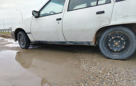 Opel Kadett E рестайлинг, 1987 год, 55 000 рублей, 2 фотография