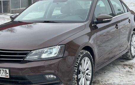 Volkswagen Jetta VI, 2015 год, 1 330 000 рублей, 4 фотография