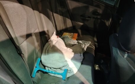 Mitsubishi Carisma I, 2003 год, 110 000 рублей, 7 фотография