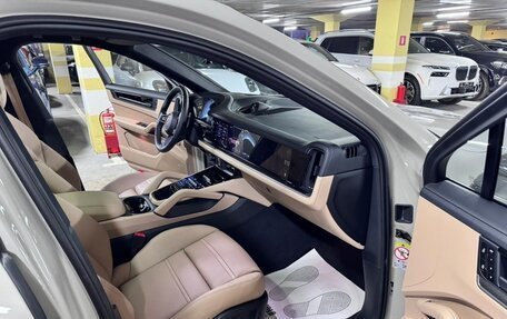 Porsche Cayenne III, 2025 год, 18 500 000 рублей, 8 фотография