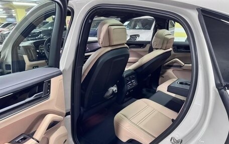 Porsche Cayenne III, 2025 год, 18 500 000 рублей, 9 фотография