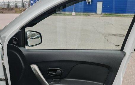 Renault Logan II, 2016 год, 17 фотография