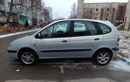 Renault Scenic III, 2001 год, 260 000 рублей, 2 фотография