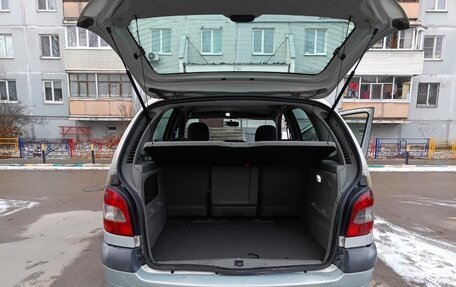 Renault Scenic III, 2001 год, 260 000 рублей, 12 фотография