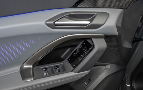 Audi Q5, 2025 год, 8 300 000 рублей, 24 фотография