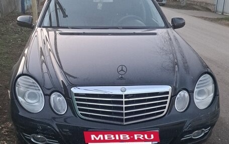 Mercedes-Benz E-Класс, 2007 год, 945 000 рублей, 4 фотография