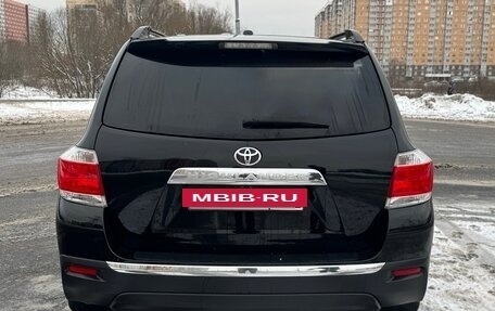 Toyota Highlander III, 2010 год, 1 850 000 рублей, 7 фотография
