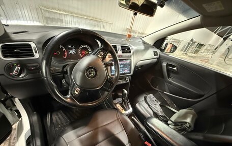 Volkswagen Polo VI (EU Market), 2016 год, 980 000 рублей, 3 фотография