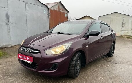 Hyundai Solaris II рестайлинг, 2013 год, 550 000 рублей, 2 фотография