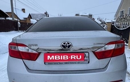 Toyota Camry, 2012 год, 1 400 000 рублей, 5 фотография
