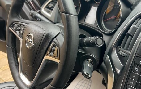 Opel Astra J, 2013 год, 800 000 рублей, 7 фотография