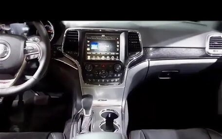 Jeep Grand Cherokee, 2017 год, 4 950 000 рублей, 2 фотография