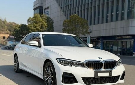 BMW 3 серия, 2021 год, 3 000 000 рублей, 3 фотография