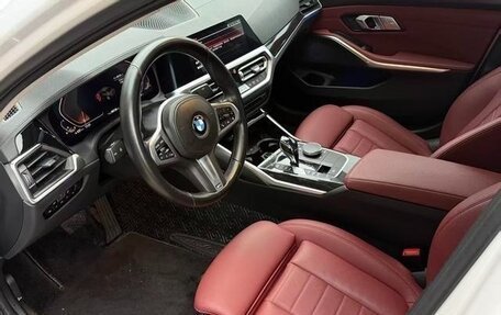 BMW 3 серия, 2021 год, 3 000 000 рублей, 8 фотография