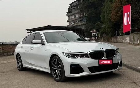 BMW 3 серия, 2021 год, 3 000 000 рублей, 3 фотография