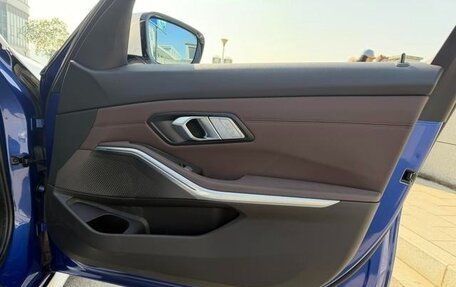 BMW 3 серия, 2021 год, 3 000 000 рублей, 14 фотография