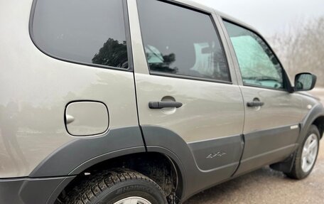 Chevrolet Niva I рестайлинг, 2018 год, 690 000 рублей, 12 фотография