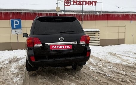 Toyota Land Cruiser 200, 2013 год, 3 250 000 рублей, 7 фотография