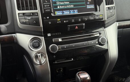 Toyota Land Cruiser 200, 2013 год, 3 250 000 рублей, 12 фотография