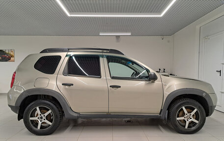 Renault Duster I рестайлинг, 2014 год, 892 000 рублей, 4 фотография