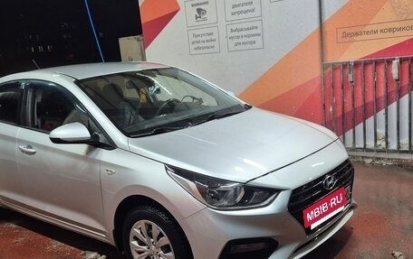 Hyundai Solaris II рестайлинг, 2019 год, 1 200 000 рублей, 4 фотография