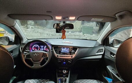 Hyundai Solaris II рестайлинг, 2019 год, 1 200 000 рублей, 7 фотография