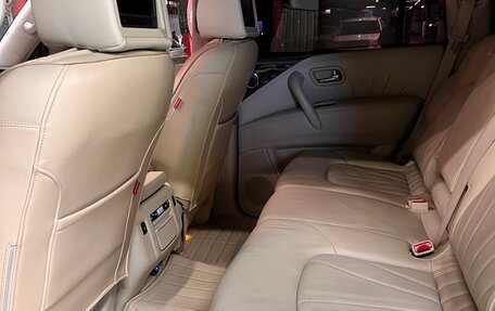 Infiniti QX56, 2012 год, 1 850 000 рублей, 10 фотография