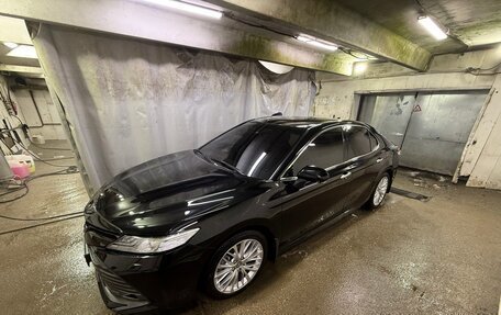 Toyota Camry, 2018 год, 2 670 000 рублей, 5 фотография