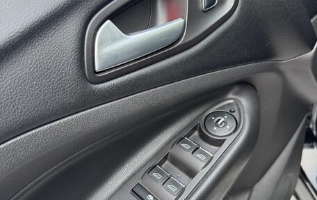 Ford Kuga III, 2014 год, 995 000 рублей, 13 фотография