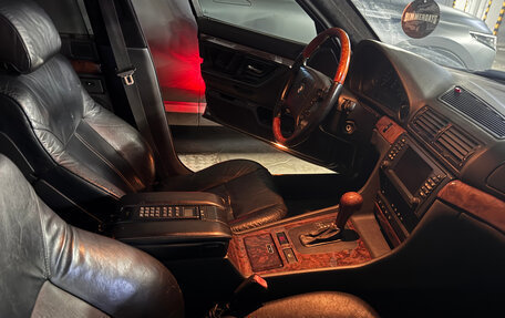 BMW 7 серия, 2000 год, 1 630 000 рублей, 13 фотография