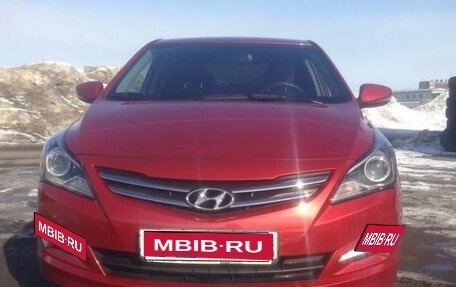 Hyundai Solaris II рестайлинг, 2015 год, 950 000 рублей, 1 фотография