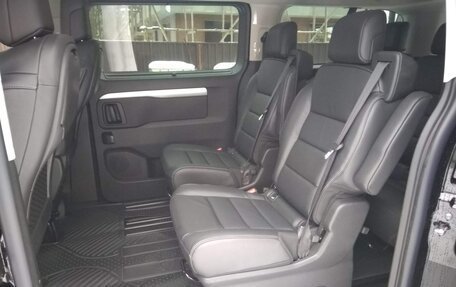 Opel Zafira Life I, 2021 год, 3 850 000 рублей, 8 фотография