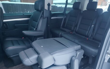 Opel Zafira Life I, 2021 год, 3 850 000 рублей, 14 фотография