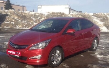 Hyundai Solaris II рестайлинг, 2015 год, 950 000 рублей, 3 фотография