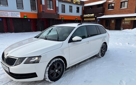 Skoda Octavia, 2019 год, 1 550 000 рублей, 2 фотография