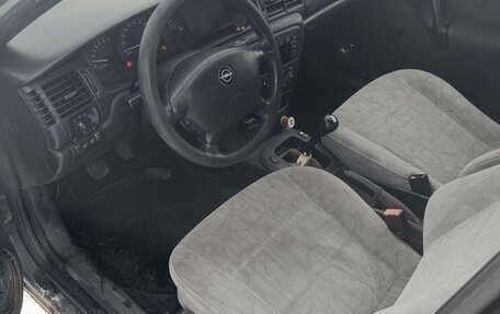 Opel Vectra B рестайлинг, 1996 год, 78 000 рублей, 4 фотография