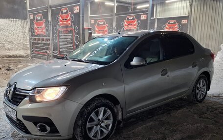 Renault Logan II, 2018 год, 420 000 рублей, 6 фотография