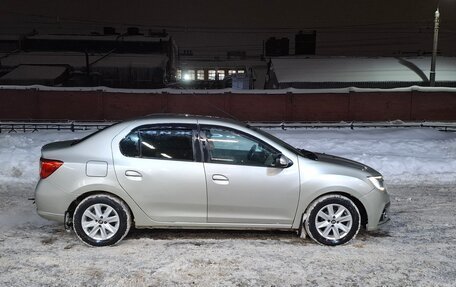 Renault Logan II, 2018 год, 420 000 рублей, 2 фотография