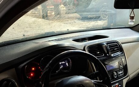 Renault Logan II, 2018 год, 420 000 рублей, 14 фотография