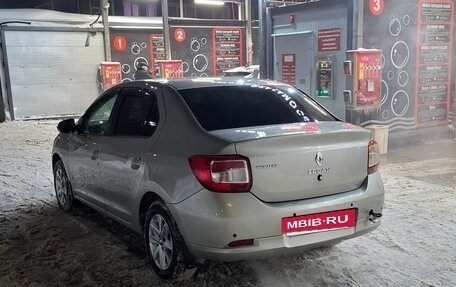 Renault Logan II, 2018 год, 420 000 рублей, 10 фотография