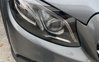 Mercedes-Benz E-Класс, 2018 год, 4 500 000 рублей, 1 фотография