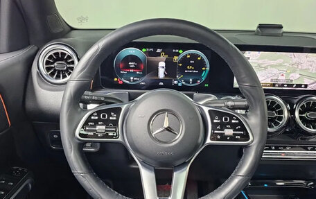 Mercedes-Benz GLB, 2022 год, 4 390 000 рублей, 13 фотография