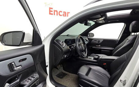 Mercedes-Benz GLB, 2021 год, 3 690 000 рублей, 10 фотография