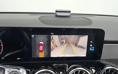 Mercedes-Benz GLB, 2021 год, 3 690 000 рублей, 16 фотография