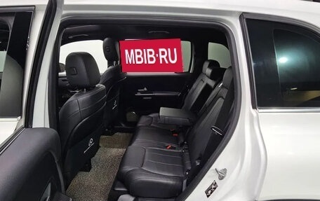 Mercedes-Benz GLB, 2021 год, 3 690 000 рублей, 11 фотография