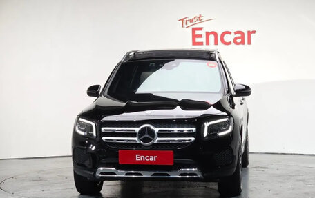 Mercedes-Benz GLB, 2023 год, 3 990 000 рублей, 3 фотография