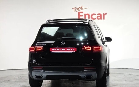 Mercedes-Benz GLB, 2023 год, 3 990 000 рублей, 4 фотография