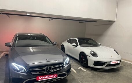 Mercedes-Benz E-Класс, 2018 год, 4 500 000 рублей, 9 фотография