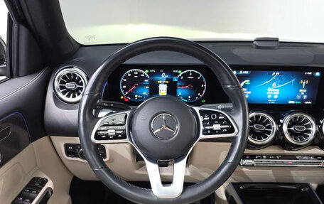 Mercedes-Benz GLB, 2023 год, 3 990 000 рублей, 13 фотография